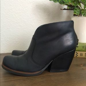 🖤 Korks Gemini V Bootie 🖤